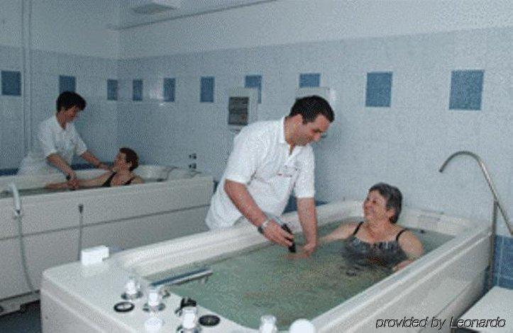 דברצן Hotel Nagyerdo מראה חיצוני תמונה