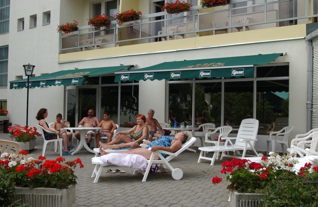 דברצן Hotel Nagyerdo מראה חיצוני תמונה
