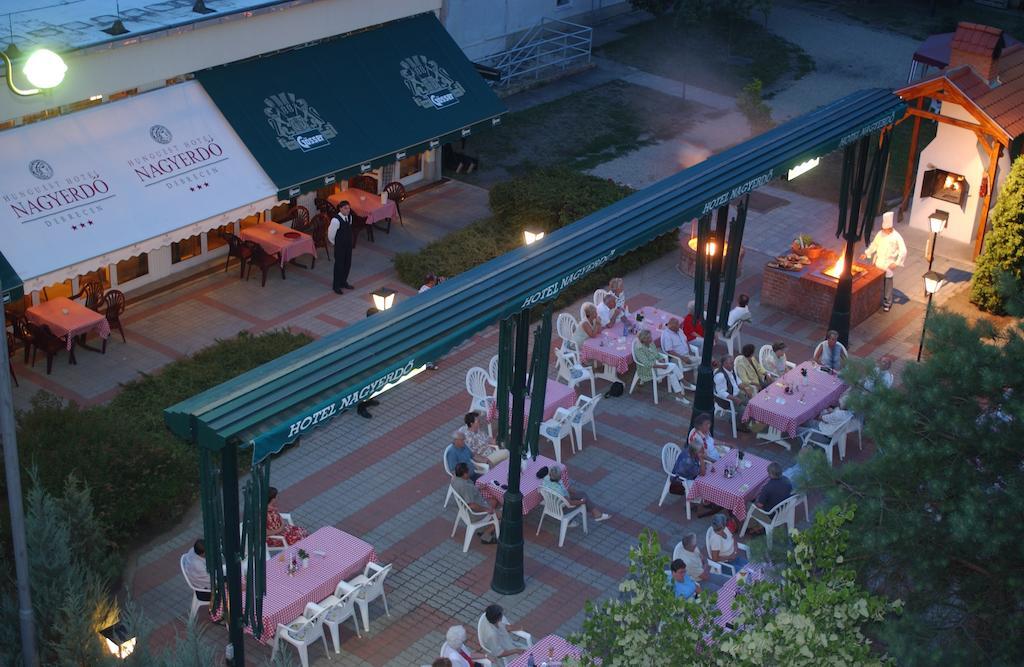 דברצן Hotel Nagyerdo מראה חיצוני תמונה